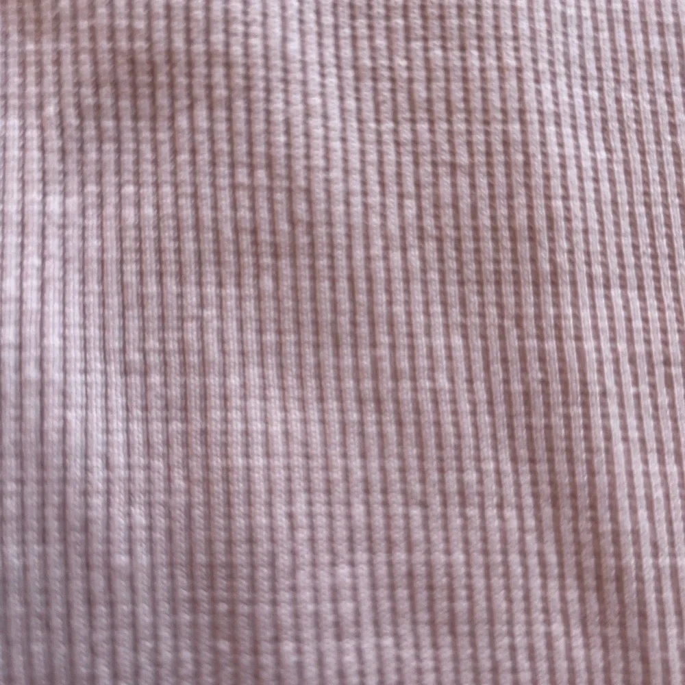 Pink Ribbed Top - Tag ripped out ? Says size S but I think M too. Cute bows 🩷 - Picture 5 of 6